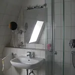 Strandhotel 3* Mirow