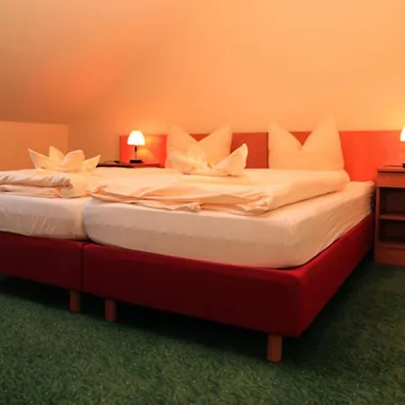 Strandhotel Миров