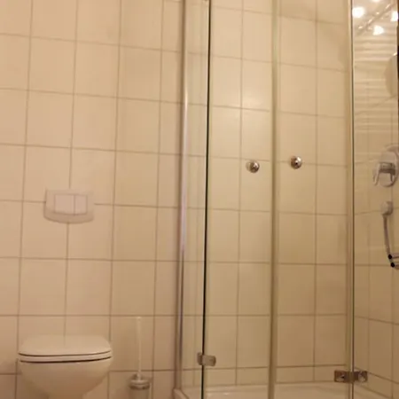 Strandhotel 3* Миров